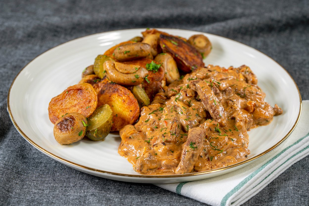 Beef Stroganoff Tarifi